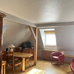 Logis Restaurant Au Cerf D'or 3*