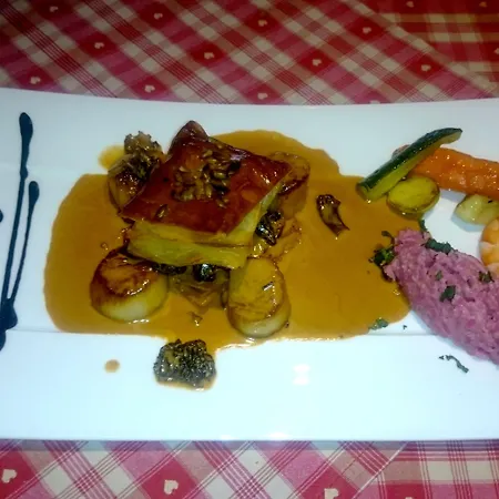 Отель Logis Restaurant Au Cerf D'or