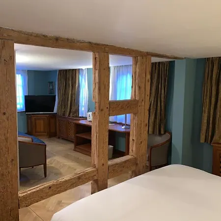 Logis Restaurant Au Cerf D'or 3* Straßburg