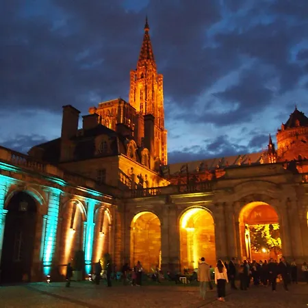 Hotel Logis Restaurant Au Cerf D'or