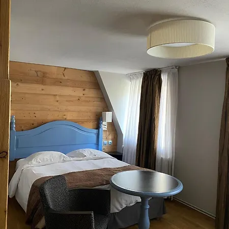 Hotel Logis Restaurant Au Cerf D'or Straßburg