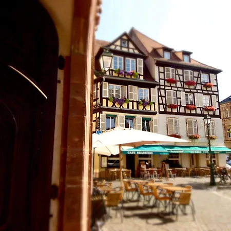 Hotel Logis Restaurant Au Cerf D'or Straßburg