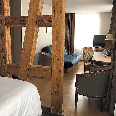 Logis Restaurant Au Cerf D'or Hotel