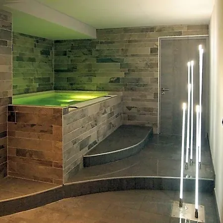 Logis Restaurant Au Cerf D'or Hotel 3*