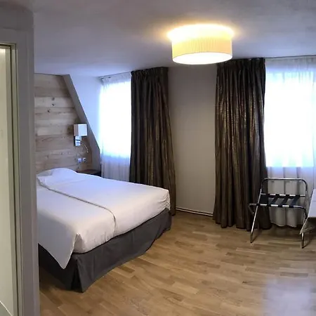 Hotel Logis Restaurant Au Cerf D'or