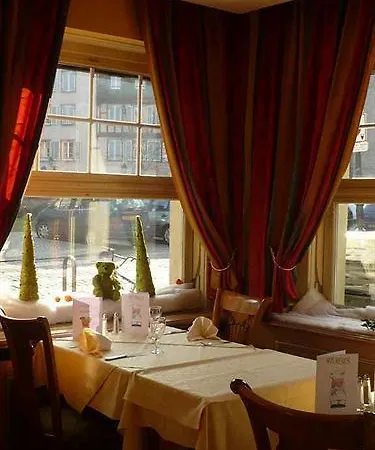 Logis Restaurant Au Cerf D'or Hotel
