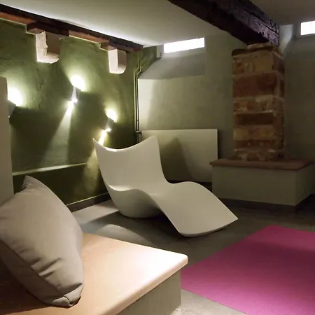 Logis Restaurant Au Cerf D'or Hotel 3*