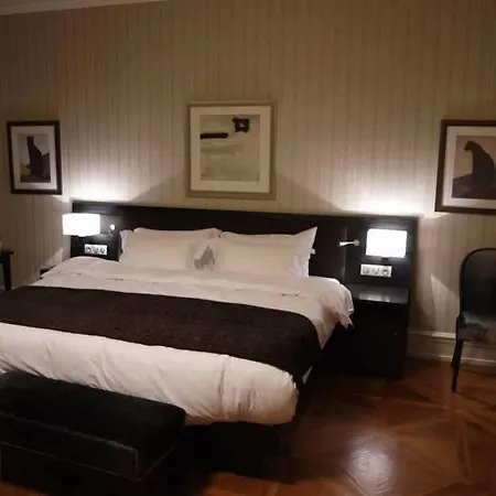 Hotel Logis Restaurant Au Cerf D'or Straßburg