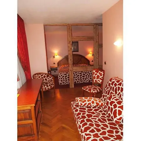 Logis Restaurant Au Cerf D'or Hotel Strasburg