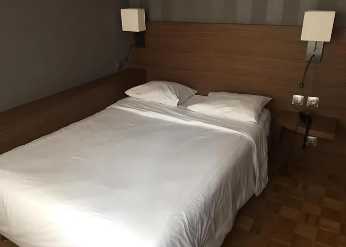 Logis Restaurant Au Cerf D'or Straatsburg