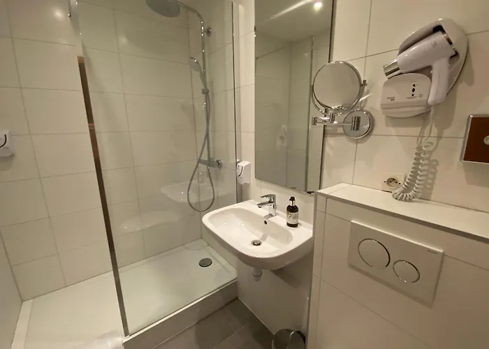 Hotel Logis Restaurant Au Cerf D'or