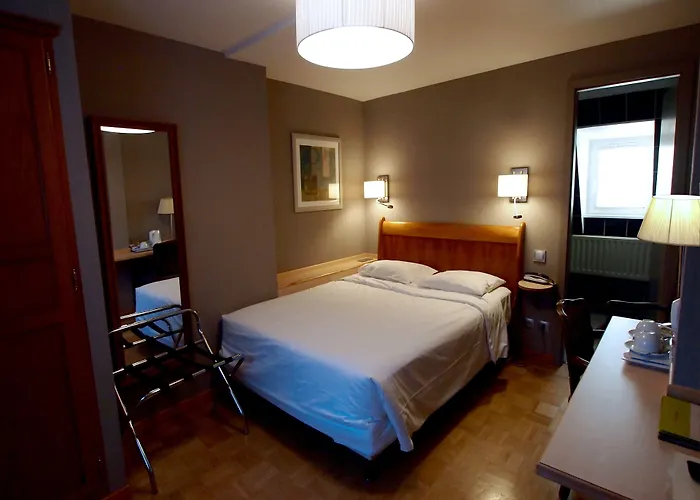 Logis Restaurant Au Cerf D'or Straatsburg