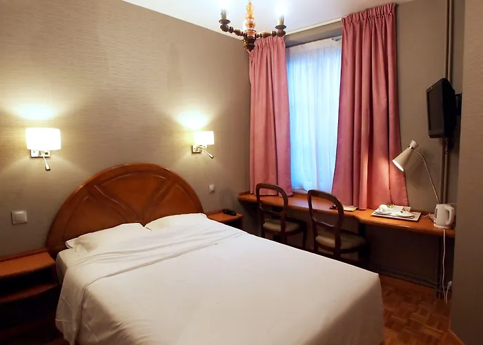 Logis Restaurant Au Cerf D'or Hotel Straatsburg