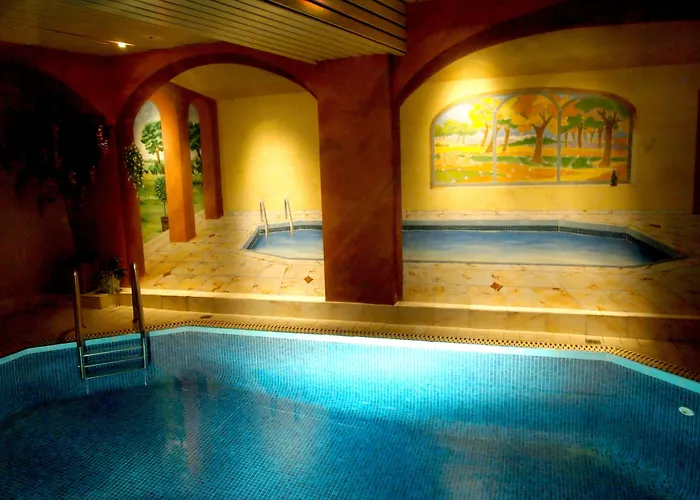 Logis Restaurant Au Cerf D'or Hotel 3*