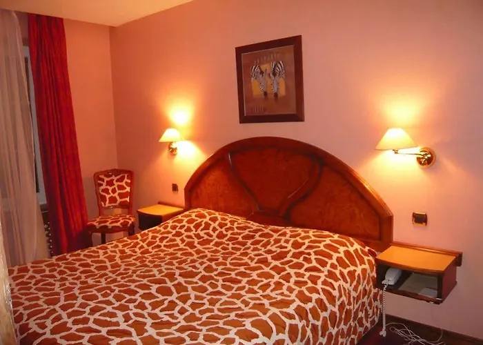 Logis Restaurant Au Cerf D'or Hotel 3*