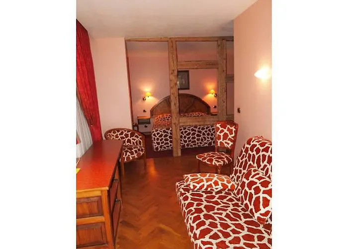 Logis Restaurant Au Cerf D'or Hotel Straatsburg